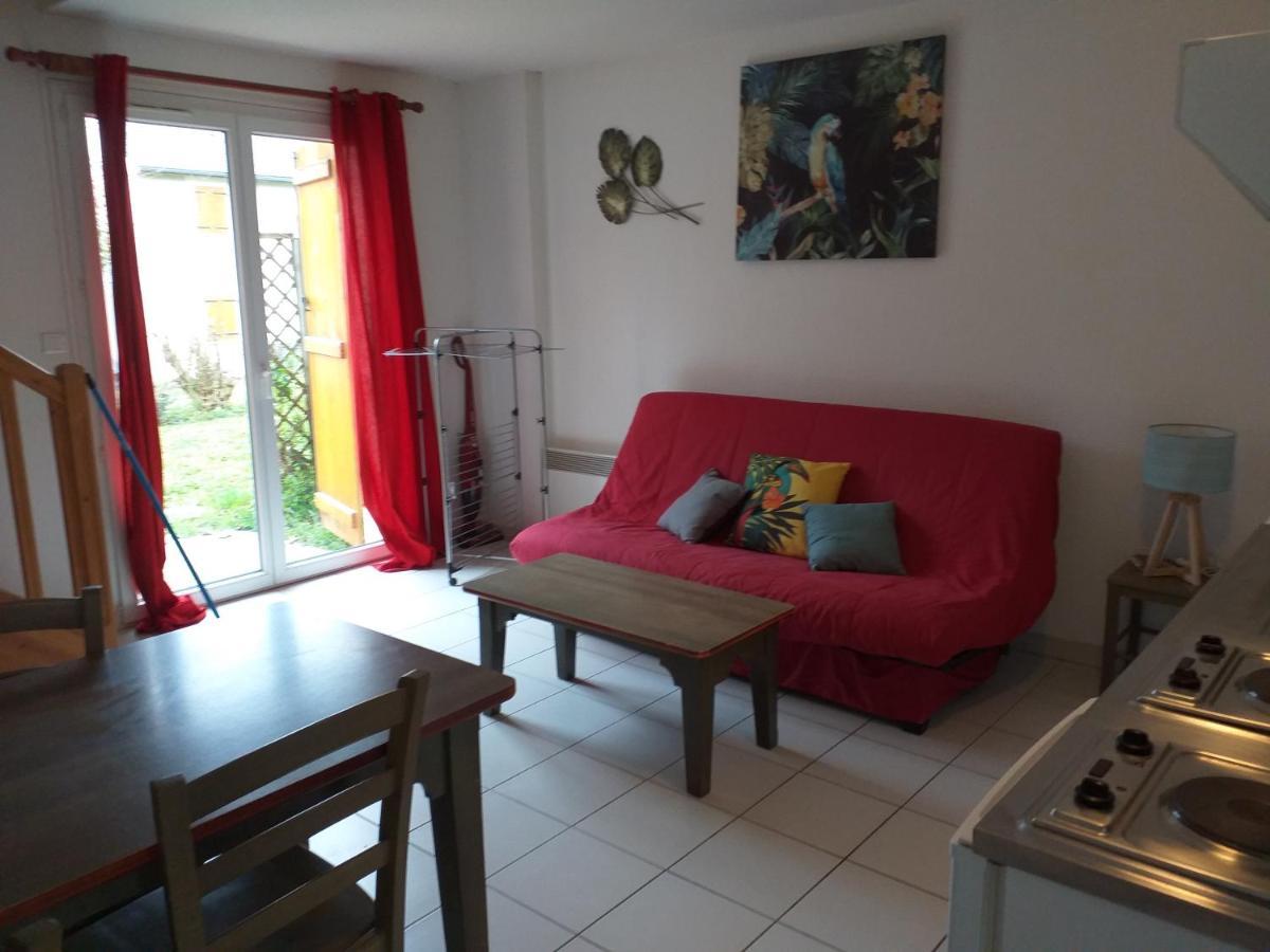 T3 Duplex Village Geolia Geniez D'olt Avec 2 Piscines Chauffée Hébergement de vacances Saint-Geniez-dʼOlt